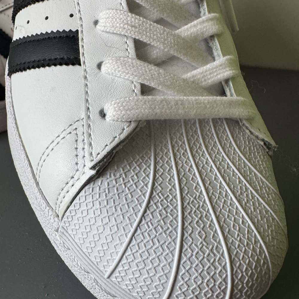 Adidas White and Black Superstar Shoes - Picture 3 of 8